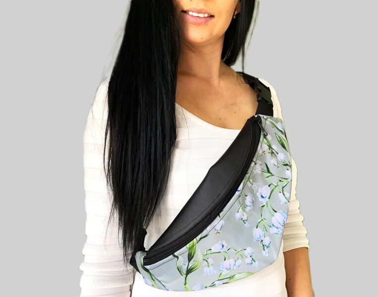 Gurnu soma melna ar maijpuķītēm