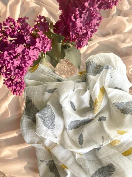 Muslīna sedziņa spalvas